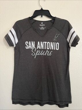 Fanatics San Antonio Spurs size small Tshirt.